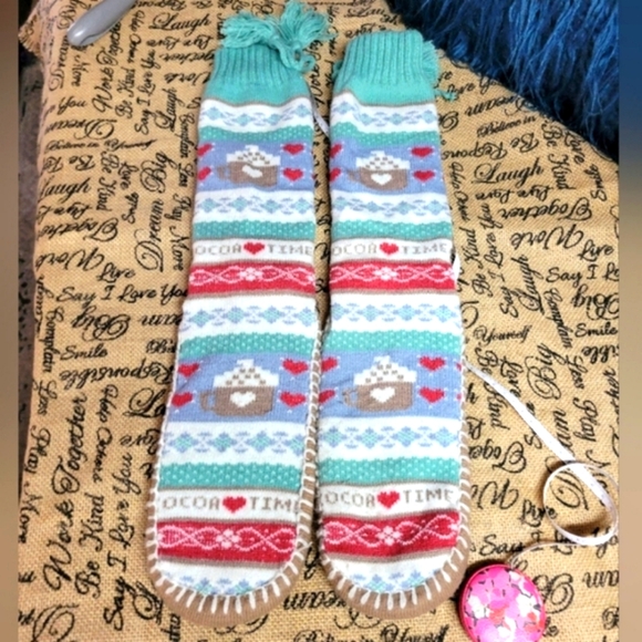 🛒🛍️💥Gently used women Cozy Knit Slipper Socks large - Picture 1 of 6